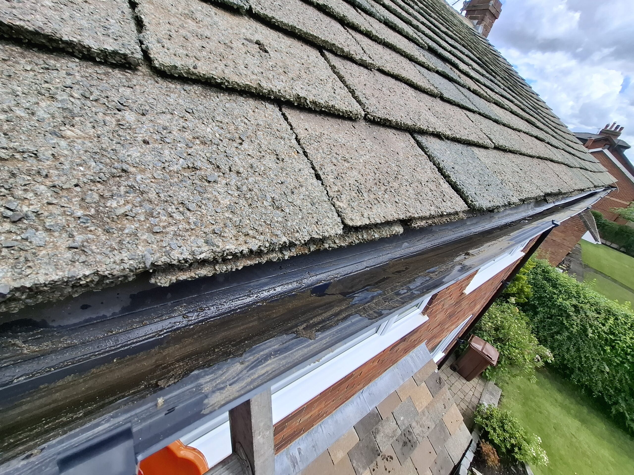 Full Gutter Cleaning Longton Full view of cleaned guttering Longton.
